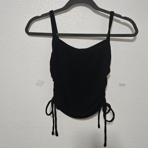 Sinched cropped top size medium - Picture 1 of 6